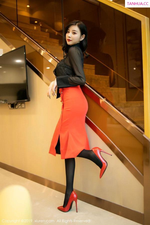 杨晨晨 sugar小甜心CC [XIUREN]高清写真图 2019.11.06 杨晨晨sugar第12张图片